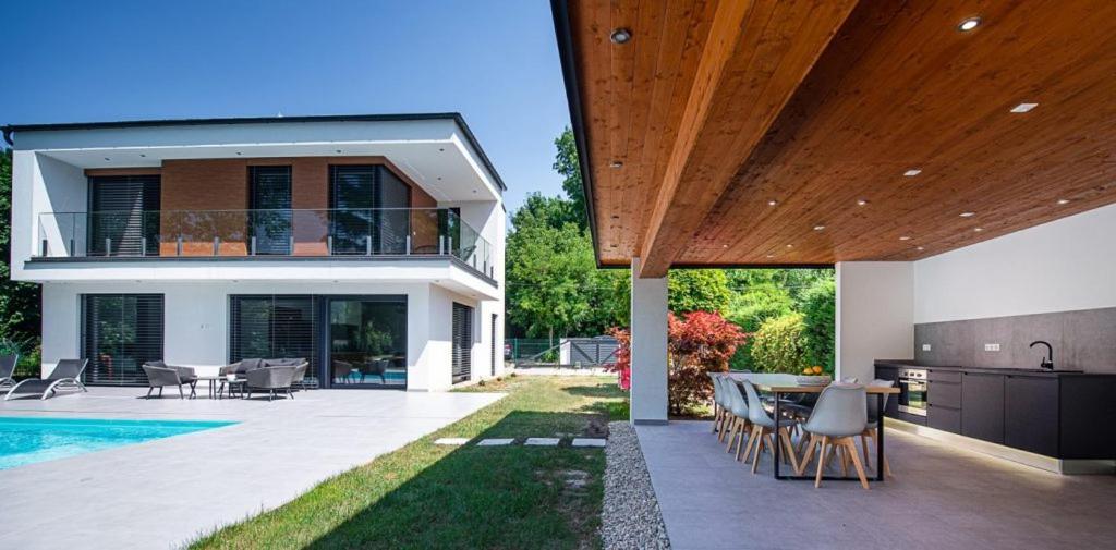 Bony Resort Szarvas Exterior photo